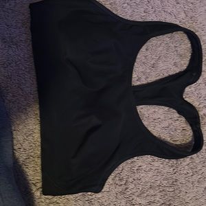 Avia sports bra size medium perfect condition!!